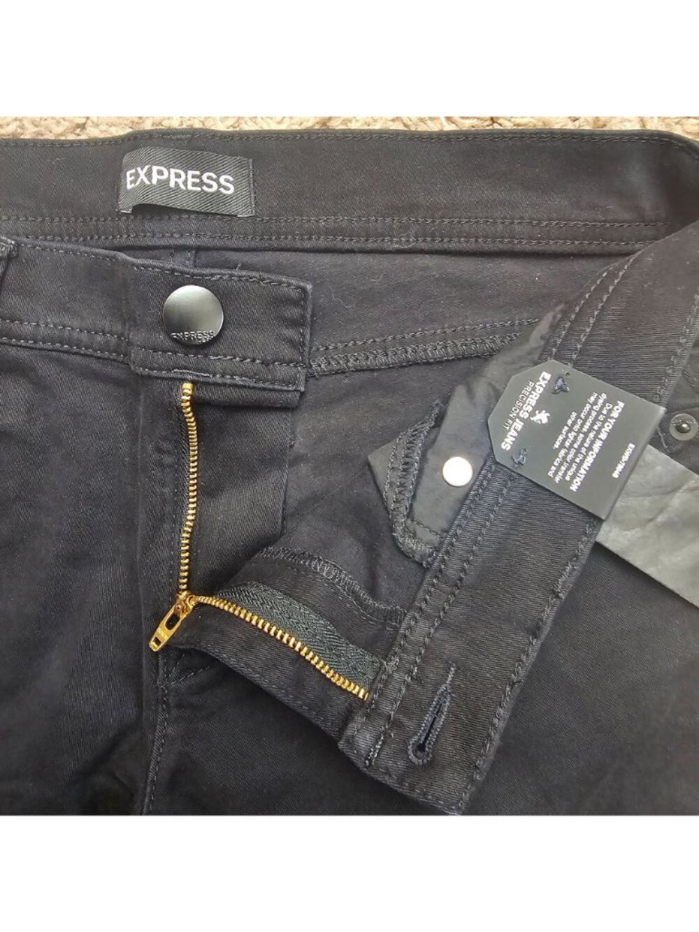 NWT Express Jeans Womens 4 31x25 Black Crop Mid Rise Slim Fit Denim Stretch - Picture 3 of 10